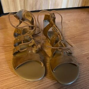 Women’s size 9.5 SO sandals